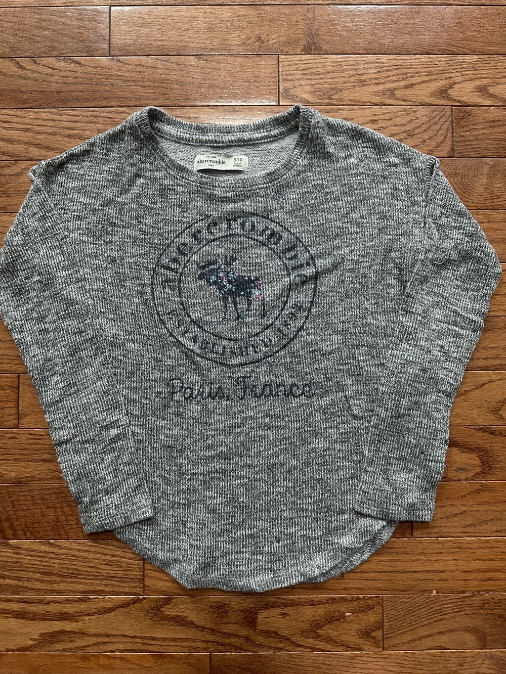 Abercrombie Kids Girls 9/10 Gray Marled Knit Sweater Sleeve with Moose Logo